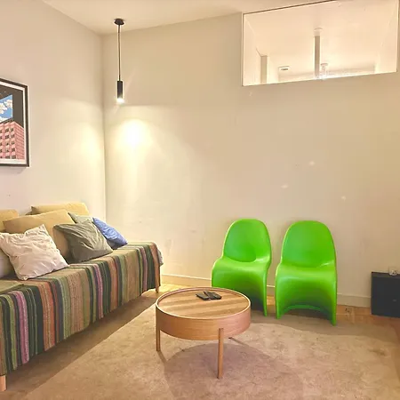 Contemporary Oasis In The Heart Of